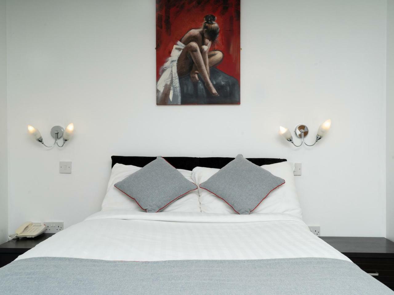 Atz&H Inn Bilston Exteriér fotografie